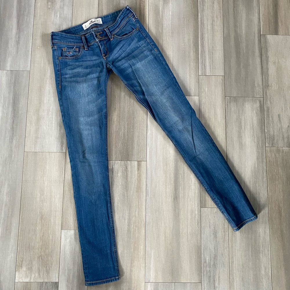 Women’s Hollister Jeans - Size 1R